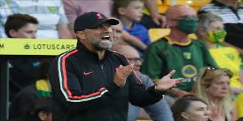 战术对决总览：速度足球对抗控球哲学-尊龙娱乐